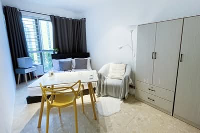 For Rent - The Florida