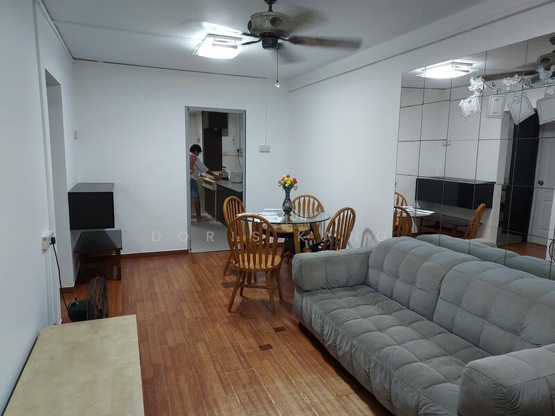 407 Bukit Batok West Avenue 4, 407 Bukit Batok West Avenue 4, 2 Bedrooms, 721 sqft, HDB Flat For Rent, by Doris Kang, 500055103 - Living Room - PropertyGuru.com.sg