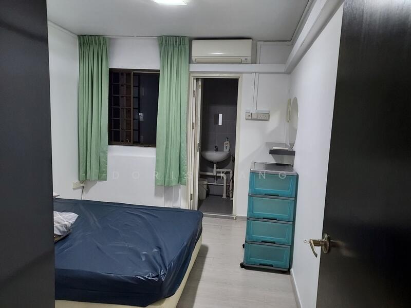 407 Bukit Batok West Avenue 4, 407 Bukit Batok West Avenue 4, 2 Bedrooms, 721 sqft, HDB Flat For Rent, by Doris Kang, 500055103 - Bedroom - PropertyGuru.com.sg