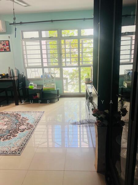 408B Fernvale Road HDB Flat For Sale at S$ 590,000 | PropertyGuru Singapore - Living Room