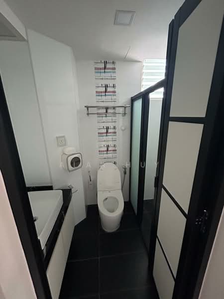 Maysprings, 2 Petir Road, Room Rental, 200 sqft, Apartment For Rent, by Alan Huy, 500055157 - Bathroom - PropertyGuru.com.sg
