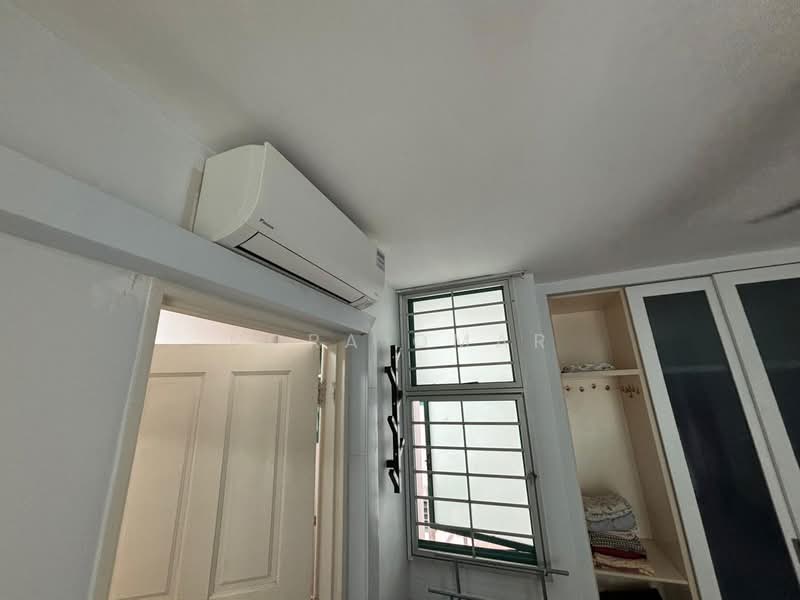 For Rent - 688A Woodlands Drive 75