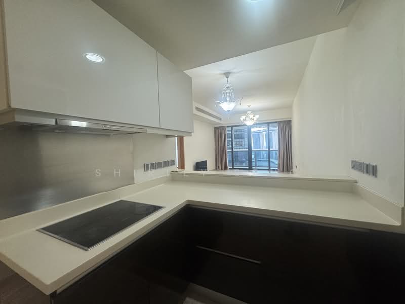 Marina Bay Suites, 3 Central Boulevard, 3 Bedrooms, 1,593 sqft, Apartment For Rent, by Shirley Seng, 500055169 - Kitchen - PropertyGuru.com.sg