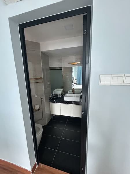 Maysprings, 2 Petir Road, Room Rental, 300 sqft, Apartment For Rent, by Alan Huy, 500055172 - Bathroom - PropertyGuru.com.sg