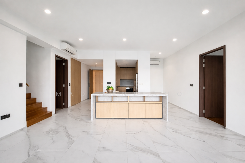 FREEHOLD BRAND NEW HOMES AVAILABLE Apartment For Sale at S$ 2,797,600 | PropertyGuru Singapore - Kitchen