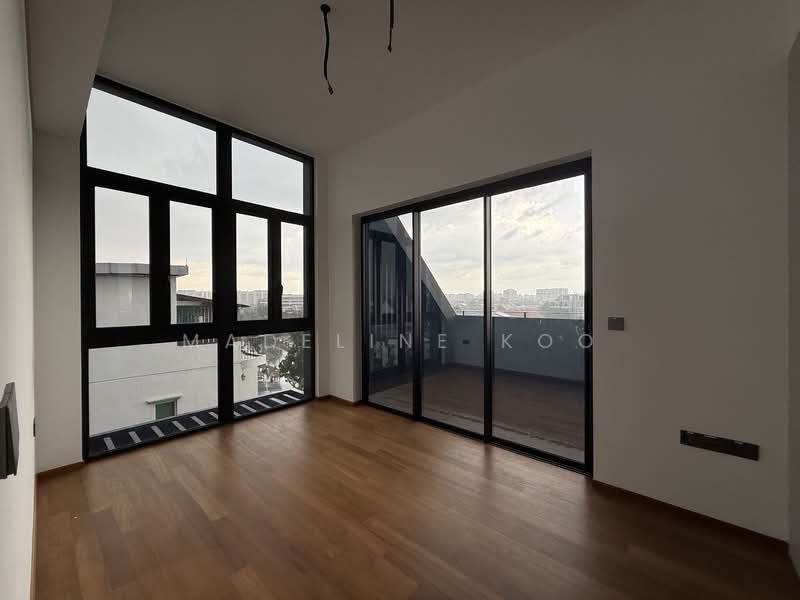 FREEHOLD BRAND NEW HOMES AVAILABLE Apartment For Sale at S$ 2,797,600 | PropertyGuru Singapore - View