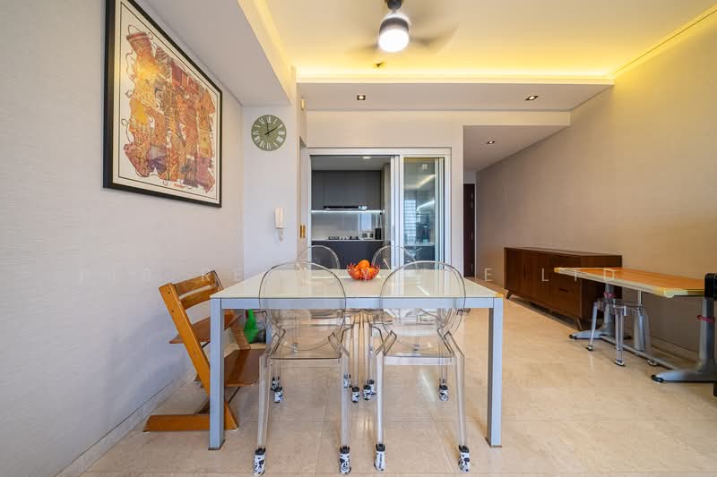 Grandeur 8 Condominium For Sale at S$ 2,088,000 | PropertyGuru Singapore - Dining Room