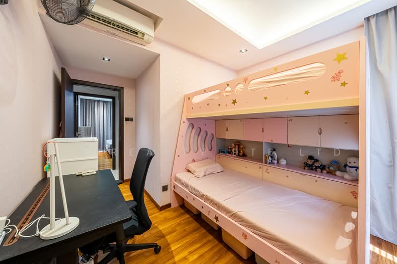 Grandeur 8 Condominium For Sale at S$ 2,088,000 | PropertyGuru Singapore - Bedroom