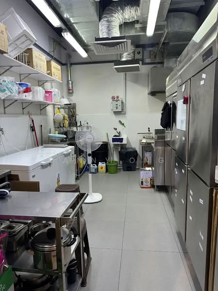 The Heart @ Marina One, 5 Straits View, 280 sqft, Shop / Shophouse For Rent, by Canny Ong, 500055204 - Kitchen - CommercialGuru.com.sg