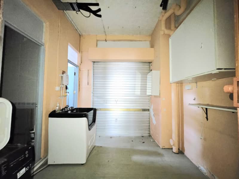 Blk 1 changi village road, Changi village road, 400 sqft, Other Retail For Rent, by Jenny Tan, 500055221 - CommercialGuru.com.sg