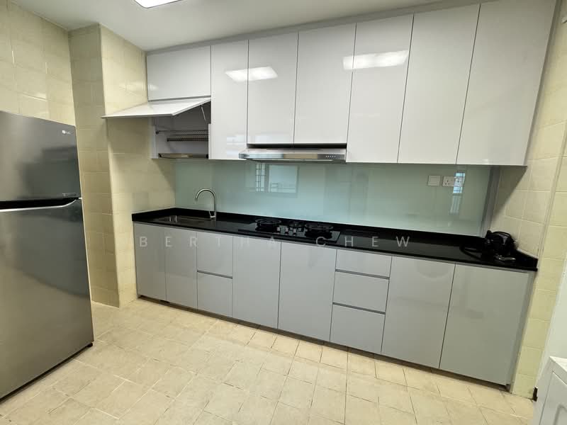 988B Jurong West Street 93, 988B Jurong West Street 93, 3 Bedrooms, 1,001 sqft, HDB Flat For Rent, by Bertha Chew, 500055222 - PropertyGuru.com.sg