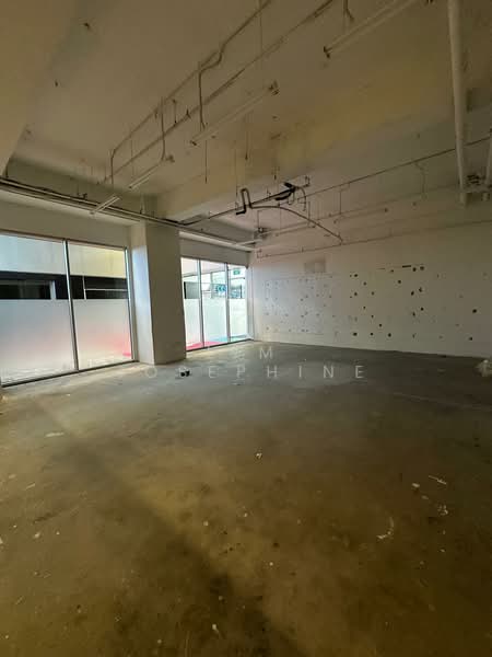 CT Hub Mall - Retail for rent, , 850 sqft, Mall Shop For Rent, by Lim Josephine, 500055235 - CommercialGuru.com.sg