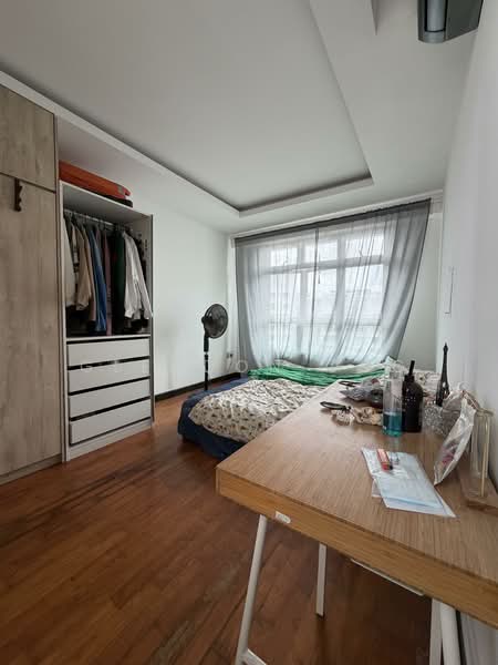 227A Sumang Lane HDB Flat For Sale at S$ 658,888 | PropertyGuru Singapore - Master Bedroom