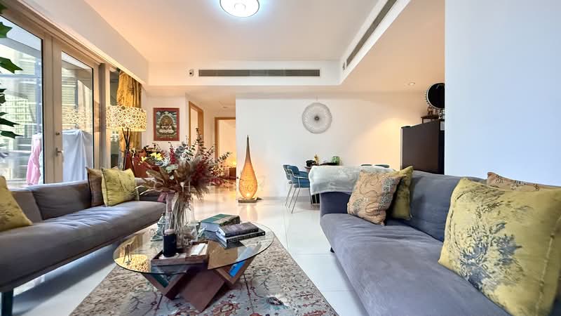 One Shenton, 1 Shenton Way, 2 Bedrooms, 1,109 sqft, Condominium For Rent, by Cheryl Soh, 500055258 - Living Room - PropertyGuru.com.sg