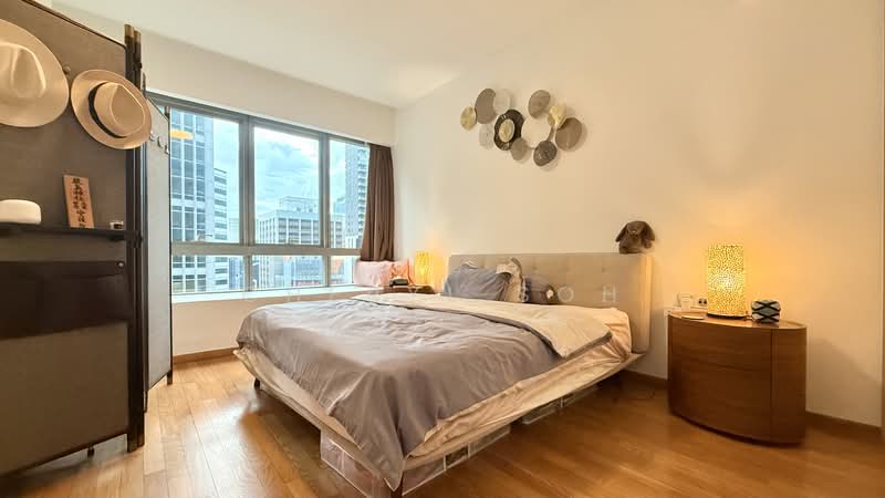 One Shenton, 1 Shenton Way, 2 Bedrooms, 1,109 sqft, Condominium For Rent, by Cheryl Soh, 500055258 - Master Bedroom - PropertyGuru.com.sg