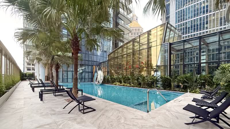 One Shenton, 1 Shenton Way, 2 Bedrooms, 1,109 sqft, Condominium For Rent, by Cheryl Soh, 500055258 - Pool - PropertyGuru.com.sg