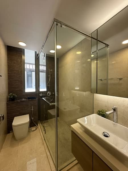 Greenwood Mews, 271 Greenwood Avenue, 5 Bedrooms, 3,100 sqft, Cluster House For Rent, by Joel Li, 500055261 - Bathroom - PropertyGuru.com.sg