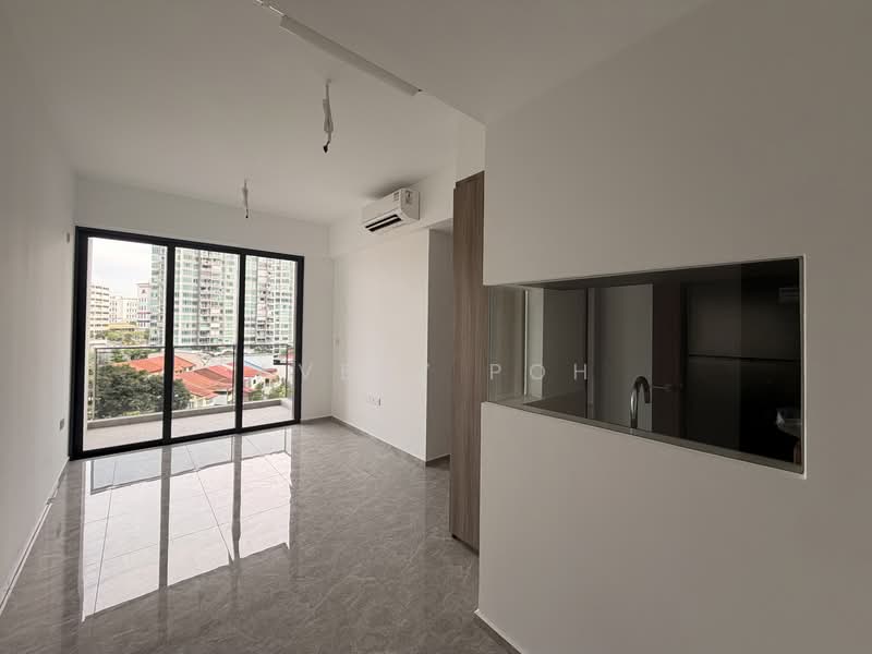Bartley Vue, 6 Jalan Bunga Rampai, 2 Bedrooms, 732 sqft, Condominium For Sale, by Avery Poh, 500055263 - Living Room - PropertyGuru.com.sg