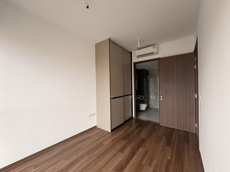 Bartley Vue, 6 Jalan Bunga Rampai, 2 Bedrooms, 732 sqft, Condominium For Sale, by Avery Poh, 500055263 - Bedroom - PropertyGuru.com.sg