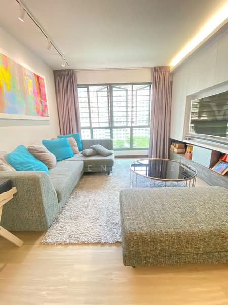 678C Punggol Drive, 678C Punggol Drive, 4 Bedrooms, 1,216 sqft, HDB Flat For Sale, by Vincent Chen, 500055284 - Living Room - PropertyGuru.com.sg