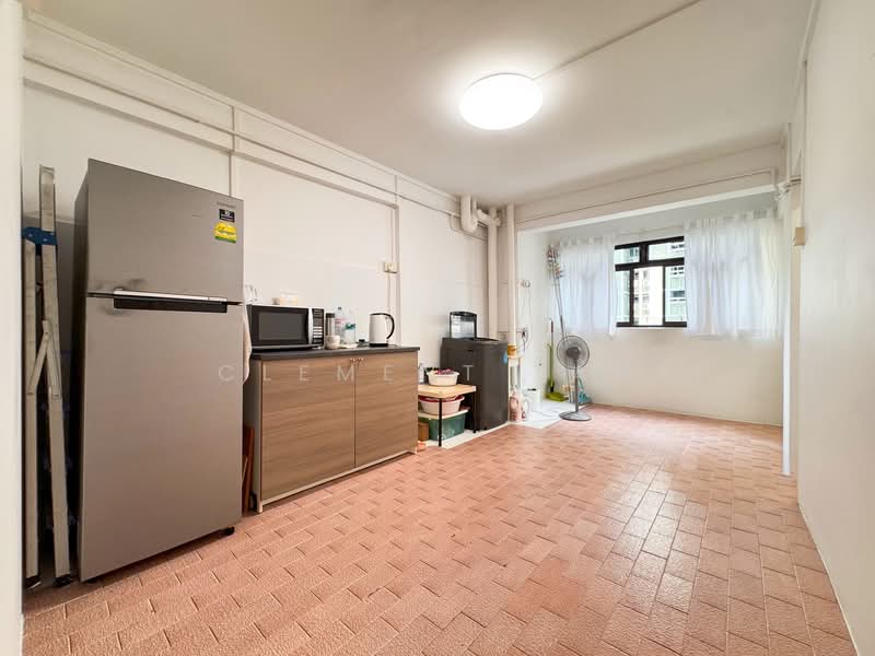 533 Upper Cross Street HDB Flat For Sale at S$ 620,000 | PropertyGuru Singapore - Kitchen