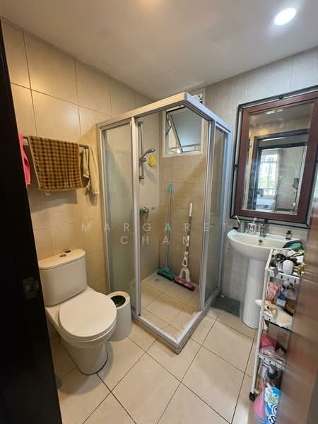 Casablanca, 21 Rosewood Drive, 3 Bedrooms, 1,119 sqft, Condominium For Rent, by Margaret Chan, 500055294 - Bathroom - PropertyGuru.com.sg