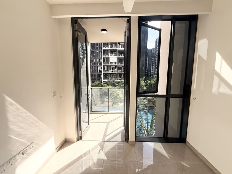 The Tapestry Condominium For Sale at S$ 840,000 | PropertyGuru Singapore - Balcony