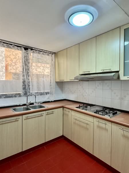 Yong An Park, 325 River Valley Road, 2 Bedrooms, 1,023 sqft, Condominium For Rent, by Ginny Poh, 500055315 - Kitchen  - PropertyGuru.com.sg