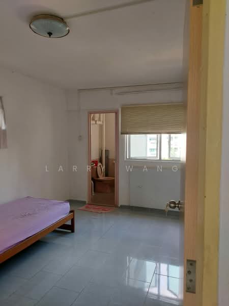 309 Shunfu Road HDB Flat For Sale at S$ 750,000 | PropertyGuru Singapore - Bedroom