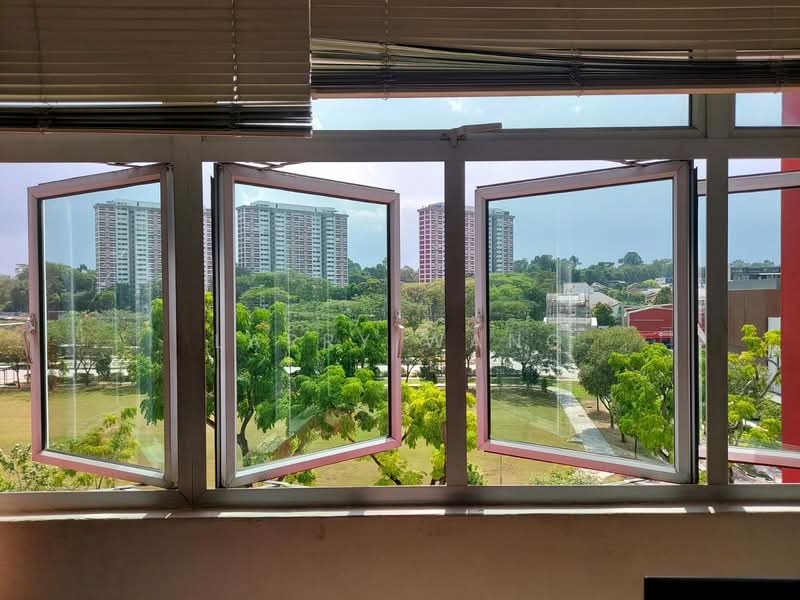 309 Shunfu Road HDB Flat For Sale at S$ 750,000 | PropertyGuru Singapore - View