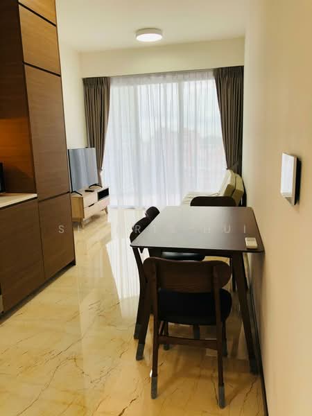 Queens Peak, 1 Dundee Road, 2 Bedrooms, 775 sqft, Condominium For Rent, by Sherris Hui, 500055319 - Dining Room - PropertyGuru.com.sg