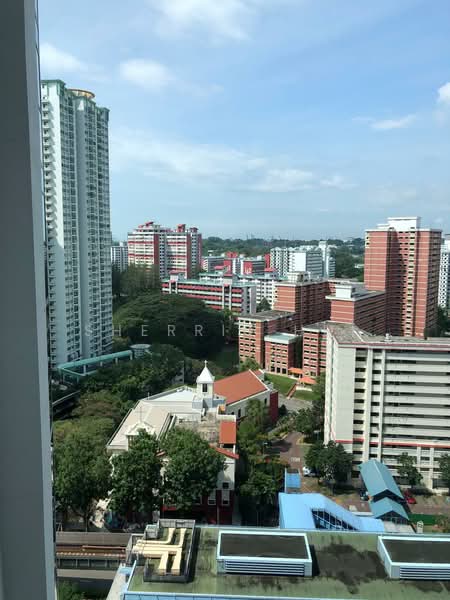 Queens Peak, 1 Dundee Road, 2 Bedrooms, 775 sqft, Condominium For Rent, by Sherris Hui, 500055319 - View - PropertyGuru.com.sg