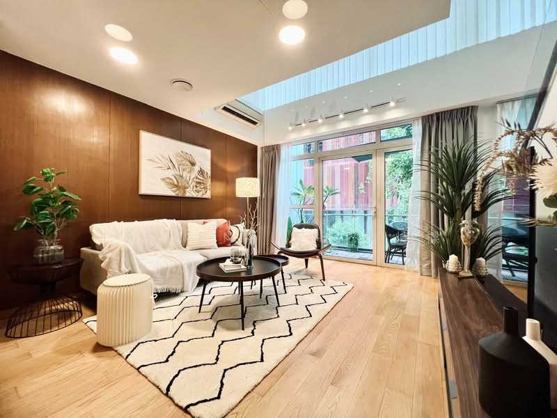 Icon Condominium For Sale at S$ 1,450,000 | PropertyGuru Singapore - Living Room