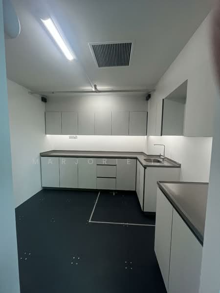 7200sf hi-floor single floorplate Grade A Office Space 4min walk from Tg Pager MRT, Chinatown / Tanjong Pagar, 7,233 sqft, Office For Rent, by Marjorie Teo, 500055332 - CommercialGuru.com.sg
