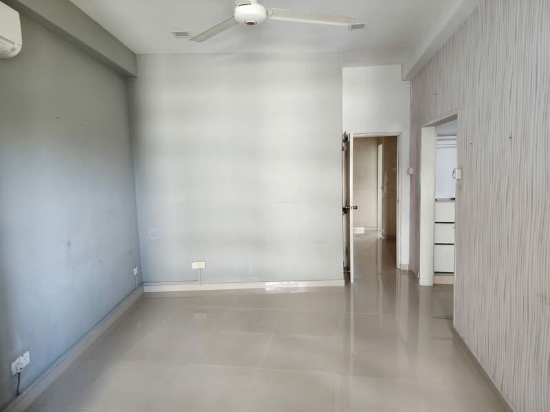 Lakepoint Condo Condominium For Sale at S$ 1,900,000 | PropertyGuru Singapore - Interior