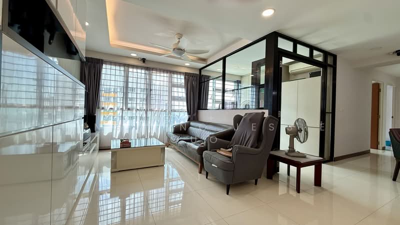 312B Clementi Avenue 4 HDB Flat For Sale at S$ 1,408,800 | PropertyGuru Singapore - Living Room