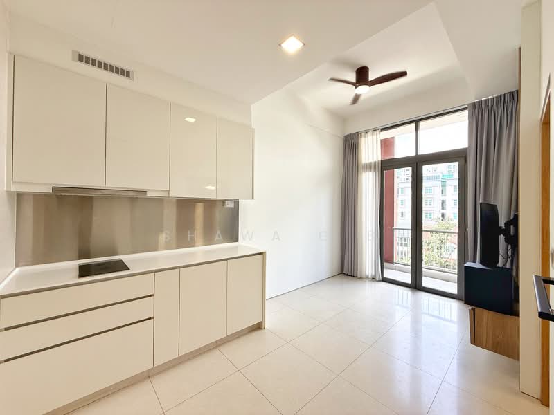 The Creek @ Bukit Condominium For Sale at S$ 899,000 | PropertyGuru Singapore - Kitchen