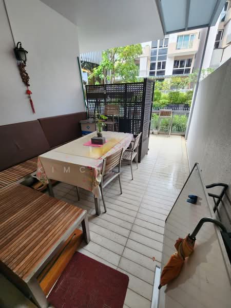 Terrasse Condominium For Sale at S$ 1,400,000 | PropertyGuru Singapore - Balcony