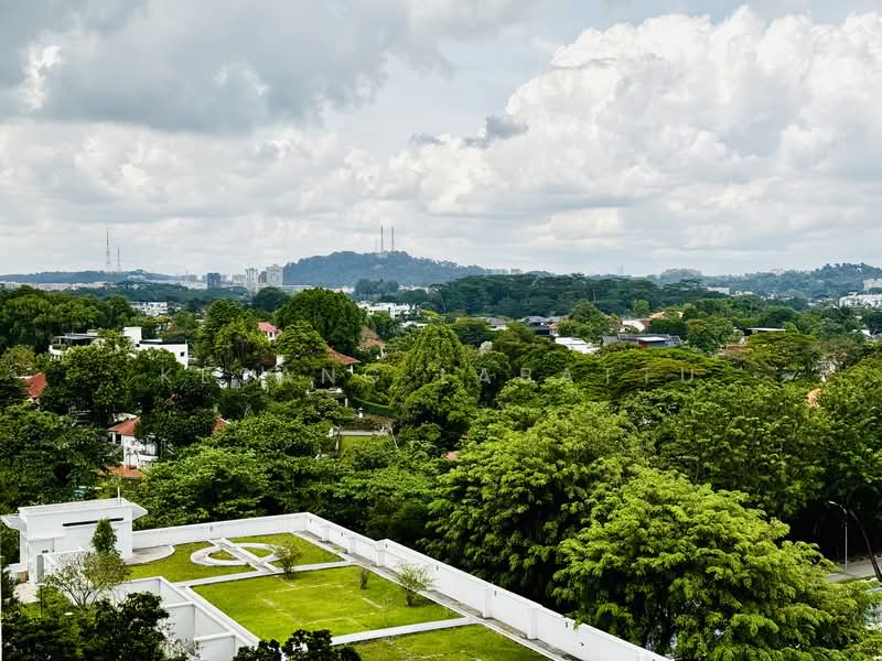 21 Holland Drive HDB Flat For Sale at S$ 900,000 | PropertyGuru Singapore - Exterior