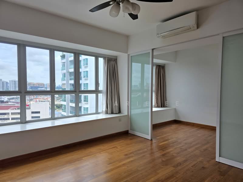 Tresalveo, 9 Marymount Terrace, 2 Bedrooms, 1,001 sqft, Condominium For Rent, by Ann Marie Ee, 500055400 - Master Bedroom - PropertyGuru.com.sg