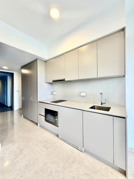 Seaside Residences, 12 Siglap Link, 1 Bedroom, 560 sqft, Apartment For Sale, by Raymond Lam, 500055402 - PropertyGuru.com.sg