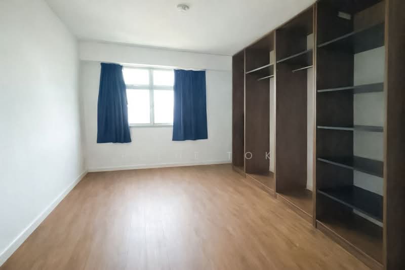 101B Canberra Street HDB Flat For Sale at S$ 630,000 | PropertyGuru Singapore - Bedroom