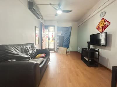 For Sale - 621 Ang Mo Kio Avenue 9