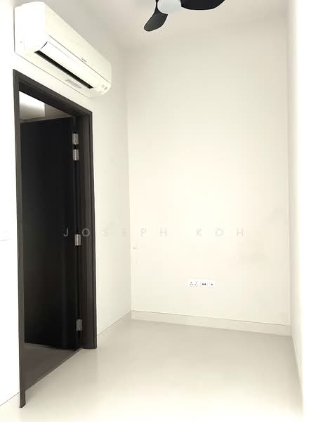 Neem Tree Apartment For Sale at S$ 938,000 | PropertyGuru Singapore - Interior