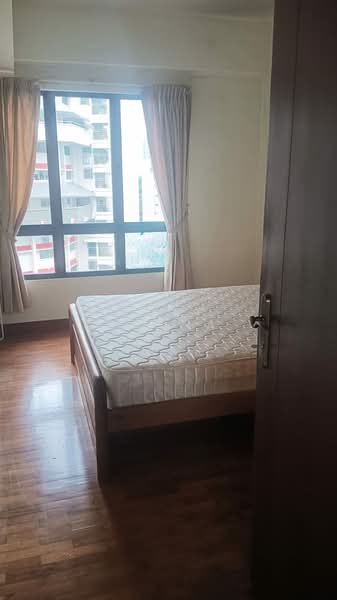 The Mayfair, 1 Jurong East Street 32, 2 Bedrooms, 1,055 sqft, Condominium For Rent, by Rose Latha, 500055431 - Bedroom - PropertyGuru.com.sg