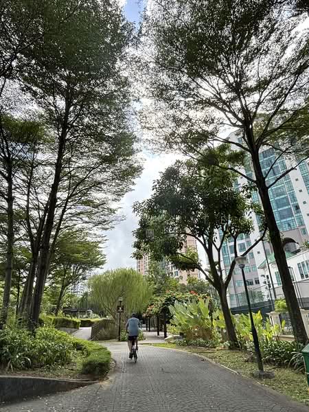 Tanglin Regency Condominium For Sale at S$ 2,100,000 | PropertyGuru Singapore - Exterior