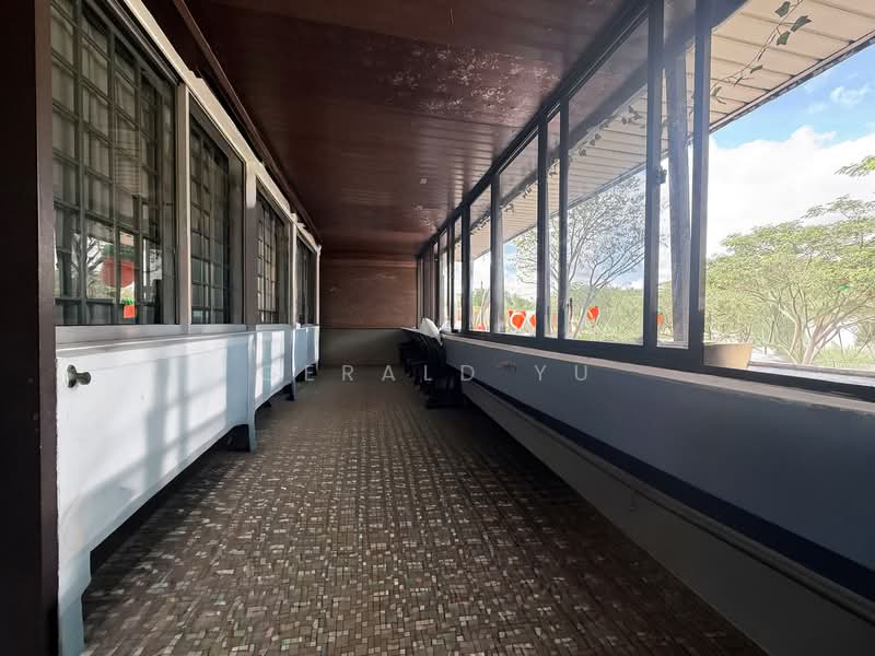 1214 upper Thomson road Walk-up Apartment For Sale at S$ 1,750,000 | PropertyGuru Singapore - Corridor