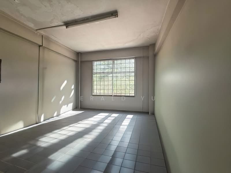 1214 upper Thomson road Walk-up Apartment For Sale at S$ 1,750,000 | PropertyGuru Singapore - Study