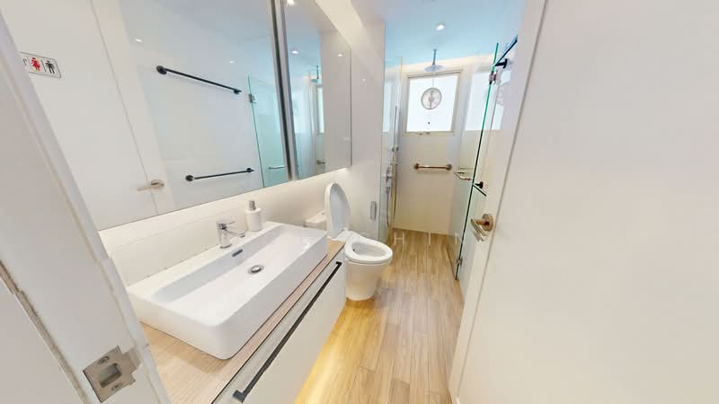 Lilydale Condominium For Sale at S$ 2,550,000 | PropertyGuru Singapore - Bathroom