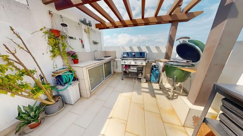 Lilydale Condominium For Sale at S$ 2,550,000 | PropertyGuru Singapore - Balcony